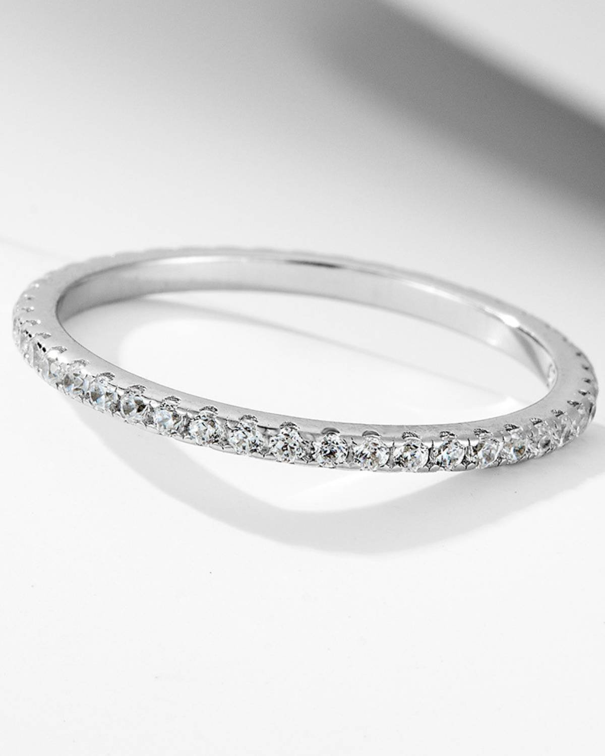 Shani Lumière Pavé Band – Silver Rhodium Edition